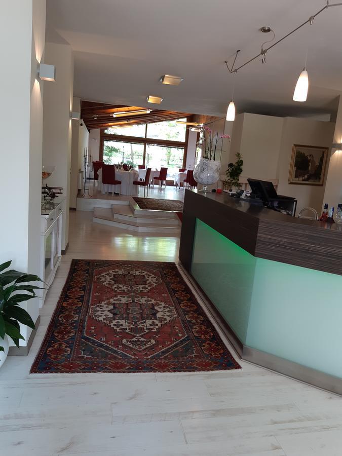 La Staffa Hotel Liedolo Luaran gambar