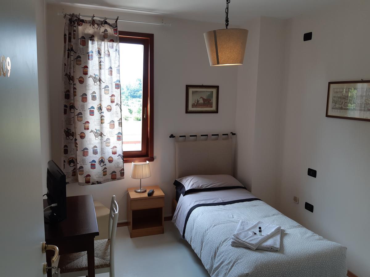 La Staffa Hotel Liedolo Luaran gambar