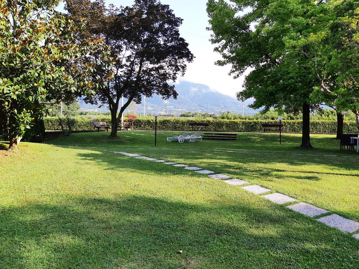 La Staffa Hotel Liedolo Luaran gambar